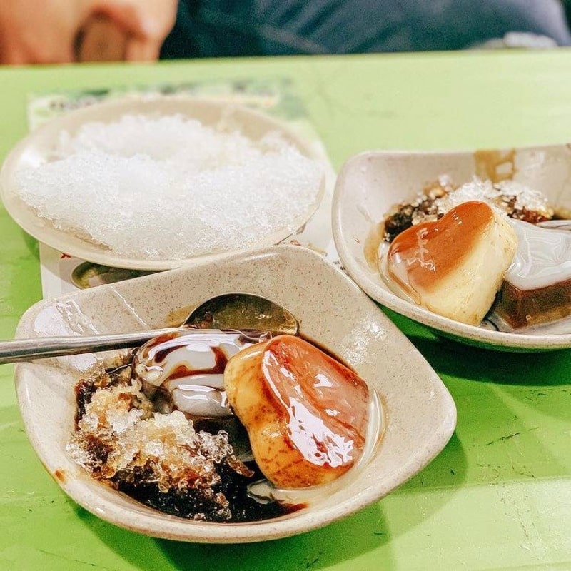 Bánh Flan Đông Sương Nha Trang - Bánh flan và đá bào