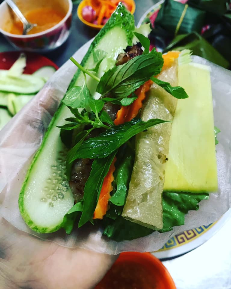Nem Nướng Vũ Thành An - Nem nướng và đồ ăn kèm