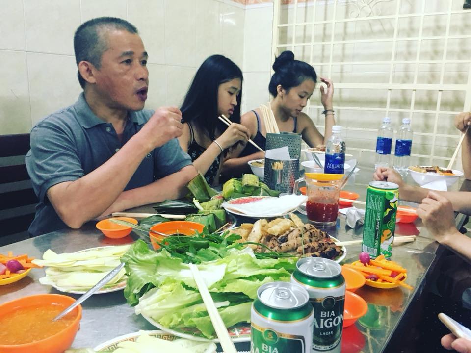 Nem Nướng Vũ Thành An - Không gian phục vụ