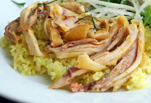 Phần cơm gà tại Cơm Gà Hà