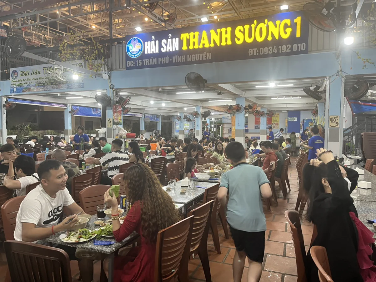 Thanh Sương 1 vào giờ đông khách