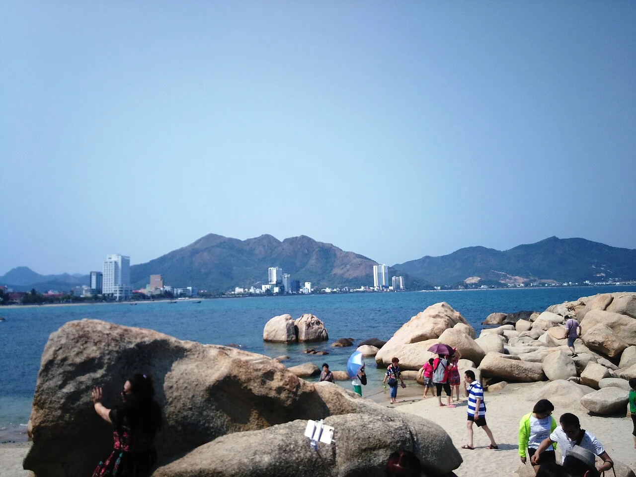 Vì sao nên tham quan Hòn Chồng? tại Hòn Chồng Nha Trang