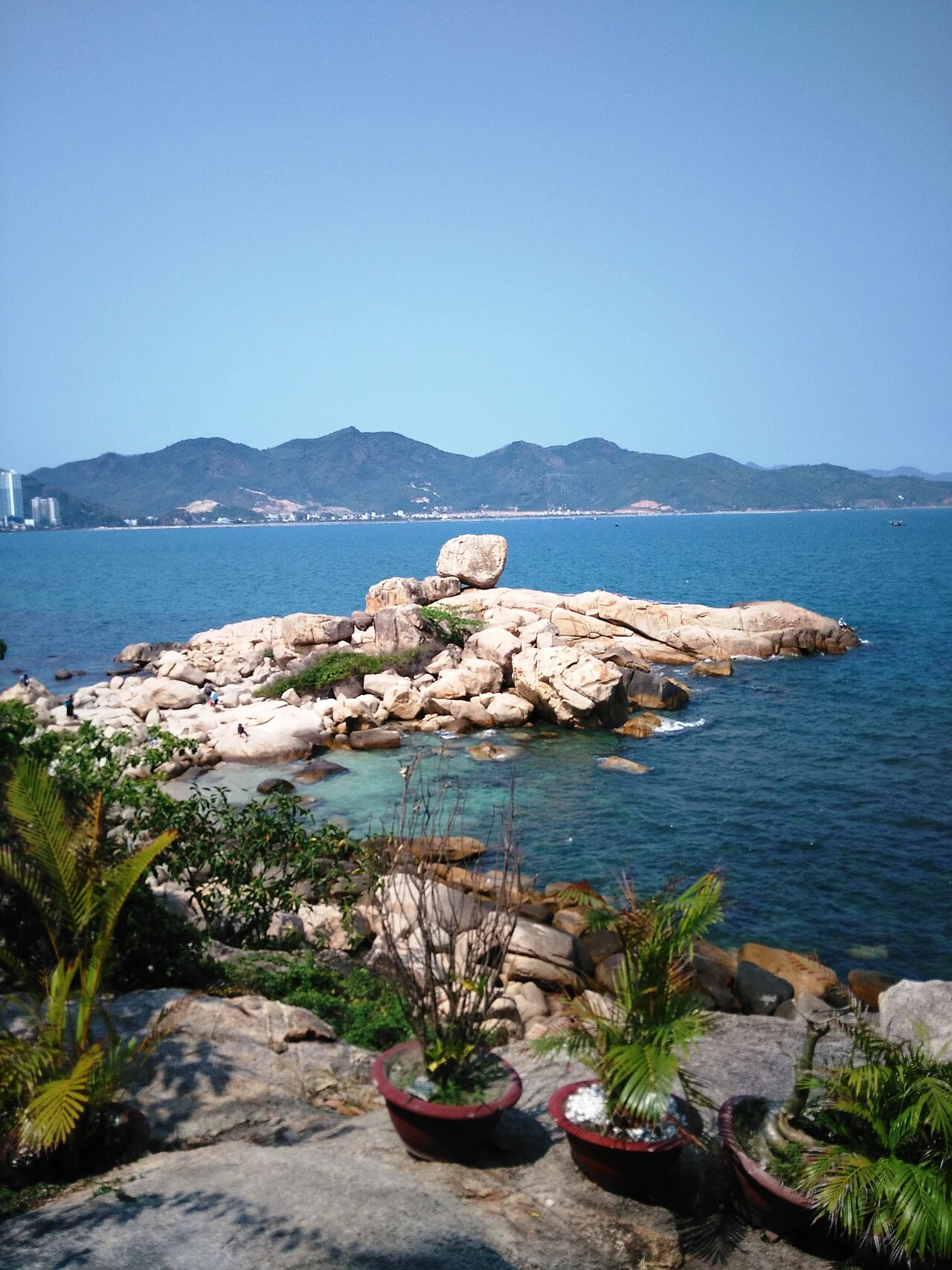 Cách di chuyển tại Hòn Chồng Nha Trang