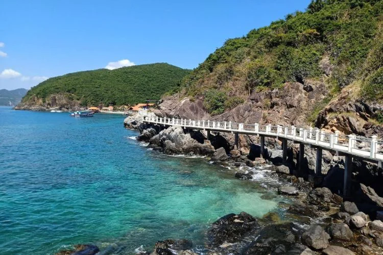 Hành trình tham quan Hòn Mun Nha Trang