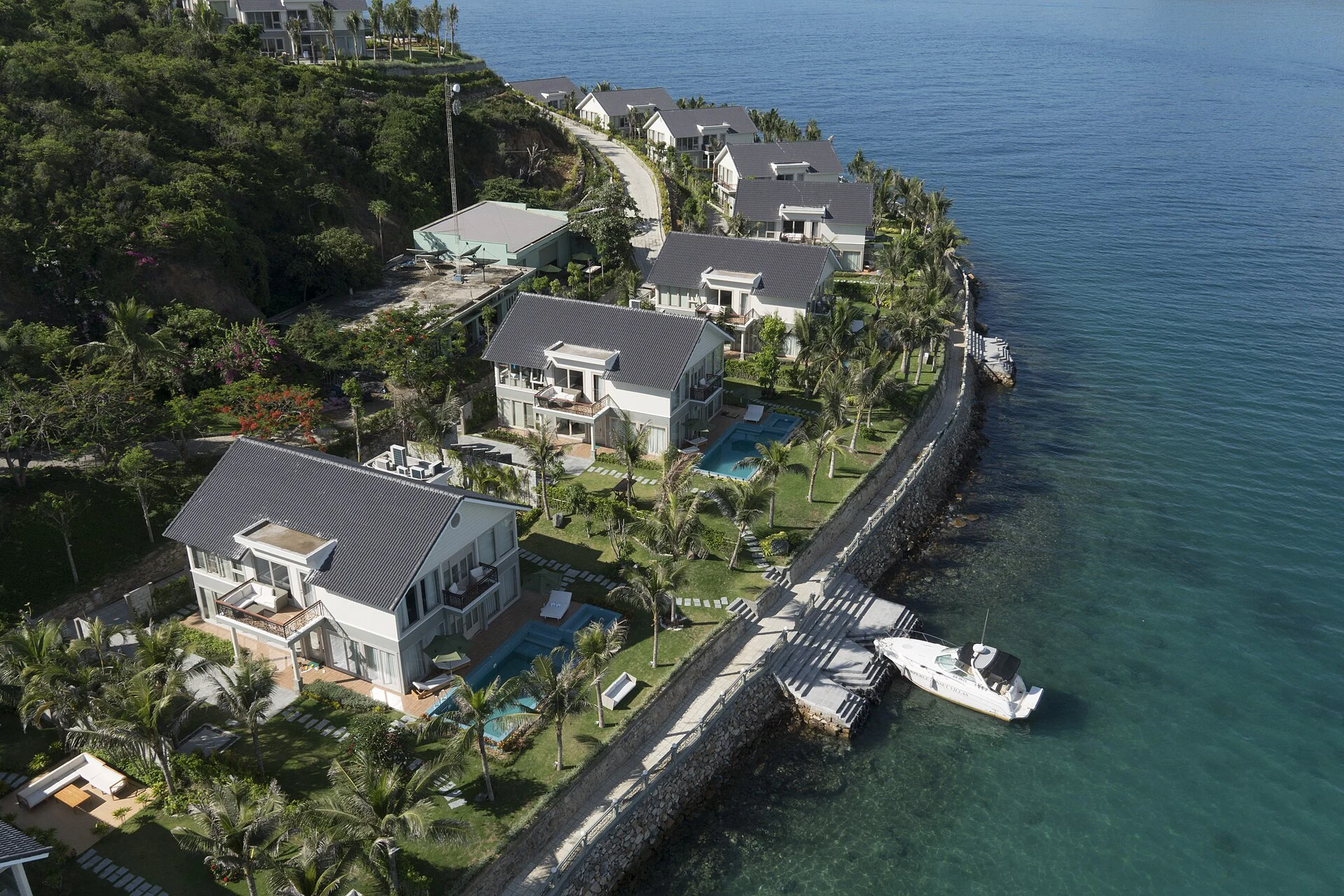 Không gian xanh tại villa Hòn Tằm