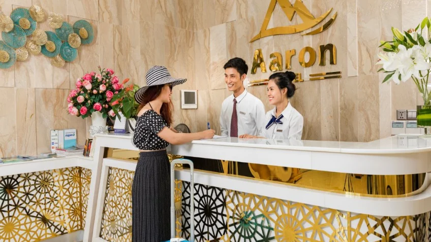 Sảnh và khu đón khách tại Aaron Hotel Nha Trang – góc 3