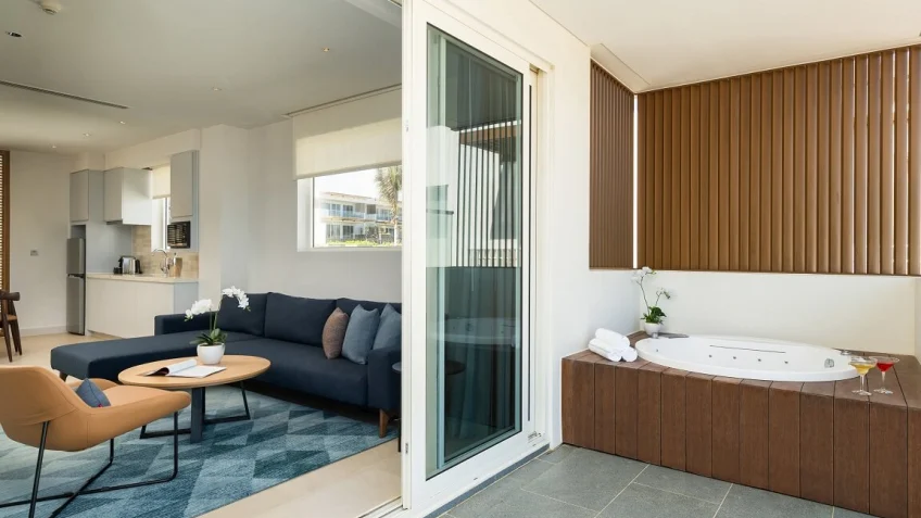 Phòng nghỉ tại Alma Resort Cam Ranh – góc 8