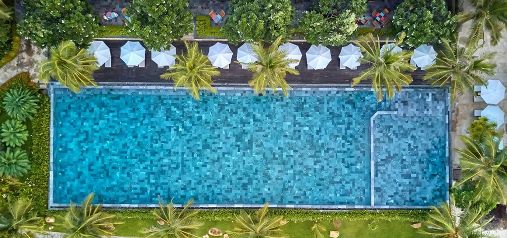 Hồ bơi tại Amiana Resort Nha Trang – góc 2