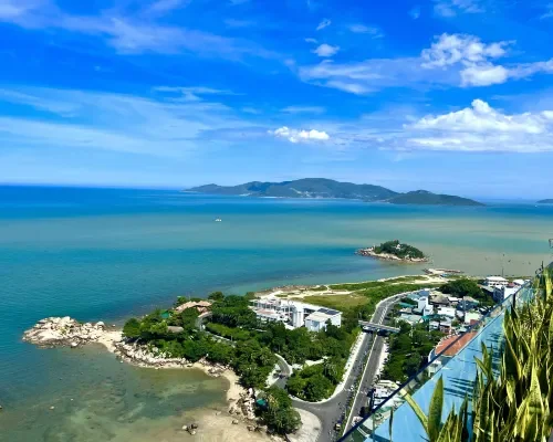 Góc nhìn vịnh tại Anrizon Hotel Nha Trang