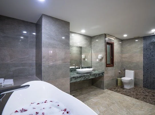Phòng tắm tại Apus Hotel Nha Trang