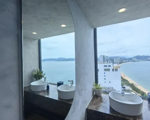 Phòng tắm tại Best Western Premier Marvella Nha Trang – góc 3
