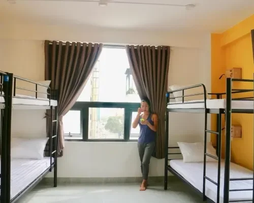 Tủ khóa trong phòng dorm