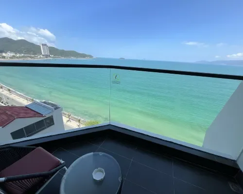 Phòng tắm tại Boton Blue Hotel & Spa Nha Trang – góc 2