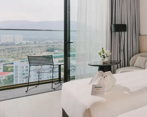 Phòng nghỉ tại December Hotel Nha Trang – góc 6