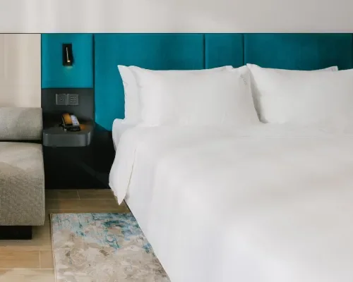 Phòng nghỉ tại December Hotel Nha Trang – góc 3