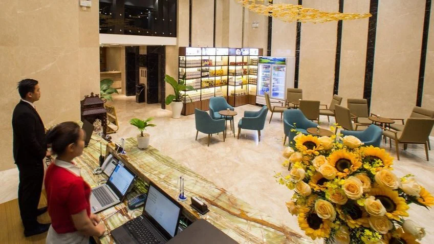Sảnh và khu đón khách tại DTX Hotel Nha Trang