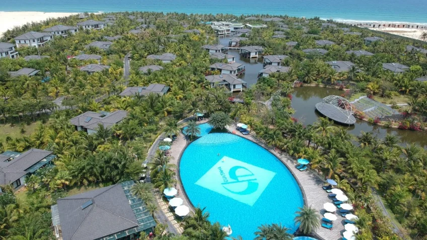 Toàn cảnh tại Duyên Hà Resort Cam Ranh – góc 2
