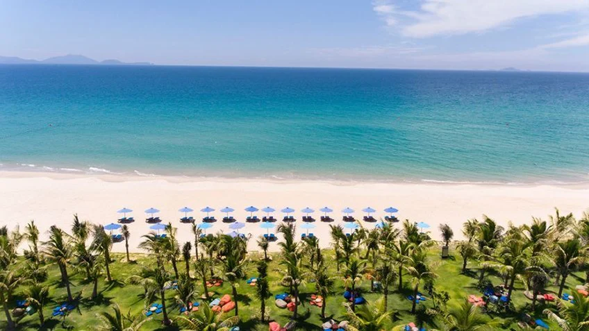 Không gian ven biển tại Duyên Hà Resort Cam Ranh