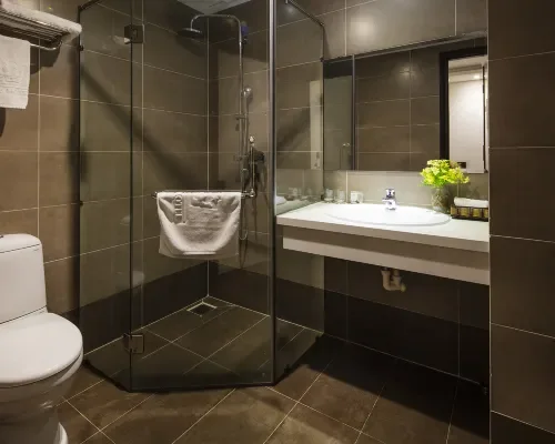 Phòng tắm tại Edele Hotel Nha Trang Beach