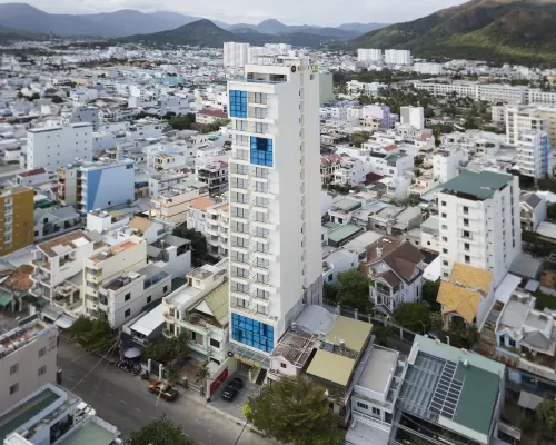Toàn cảnh tòa nhà khách sạn tại Elite Hotel Nha Trang