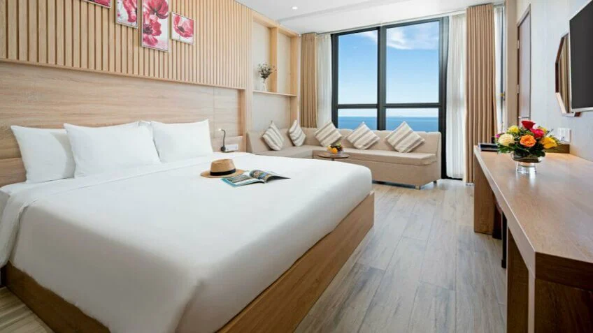 Phòng nghỉ tại Emerald Bay Hotel & Spa Nha Trang – góc 9