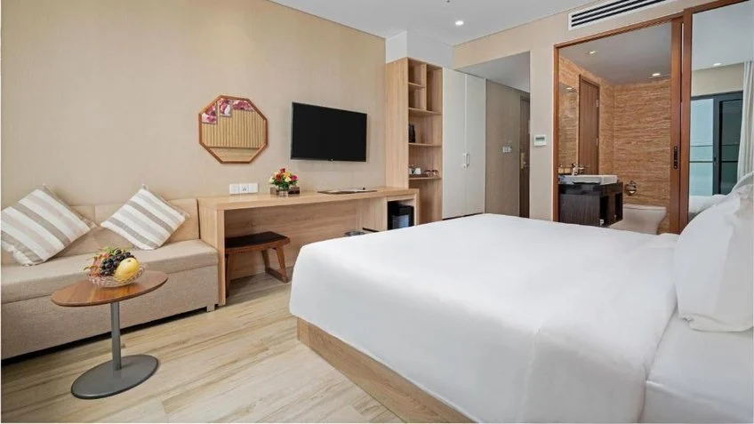 Phòng nghỉ tại Emerald Bay Hotel & Spa Nha Trang – góc 8