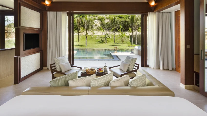 Phòng nghỉ tại Fusion Resort Cam Ranh – góc 2