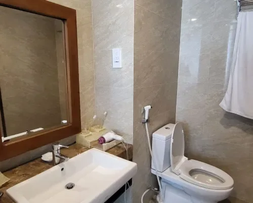 Phòng tắm tại Galina Hotel & Spa Nha Trang – góc 2