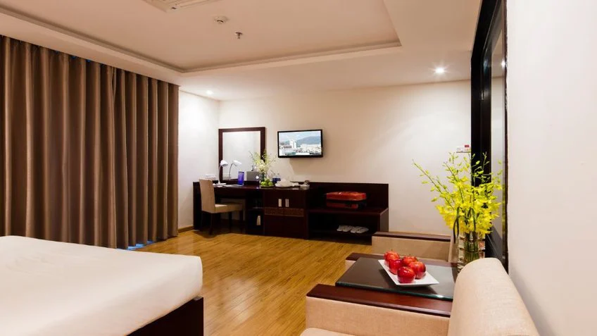 Phòng nghỉ tại Galliot Hotel Nha Trang – góc 8