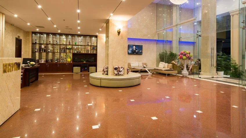Sảnh và khu đón khách tại Galliot Hotel Nha Trang – góc 2