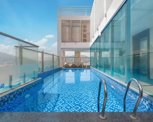 Hồ bơi tại Gosia Hotel Nha Trang