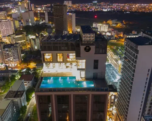 Hồ bơi tại Green Beach Hotel Nha Trang