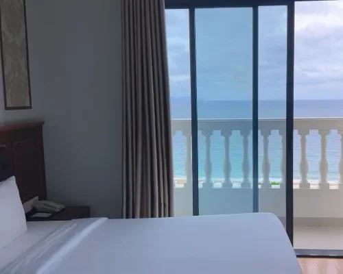 Phòng nghỉ tại Imperial Hotel Nha Trang – góc 4