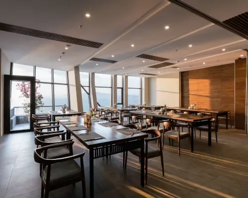 Nhà hàng Joy Trip Hotel & Spa Nha Trang