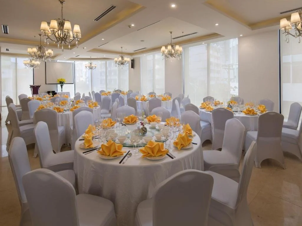 Không gian hội nghị và sự kiện tại LegendSea Hotel Nha Trang – góc 4