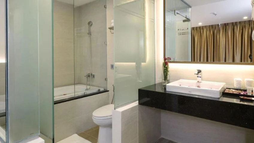 Phòng tắm tại LeMore Hotel Nha Trang