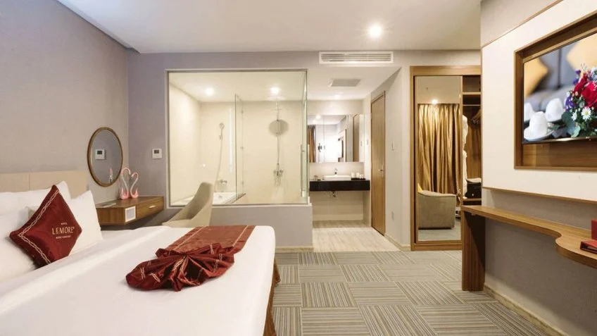 Phòng nghỉ tại LeMore Hotel Nha Trang – góc 8