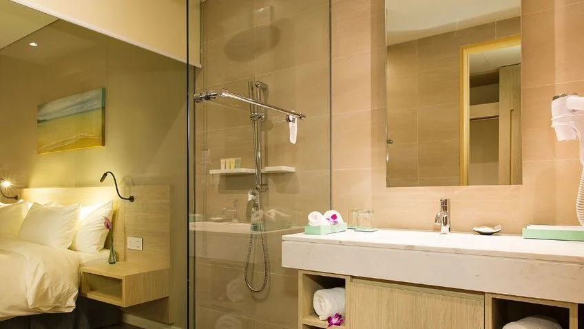 Phòng tắm tại Liberty Central Nha Trang – góc 2