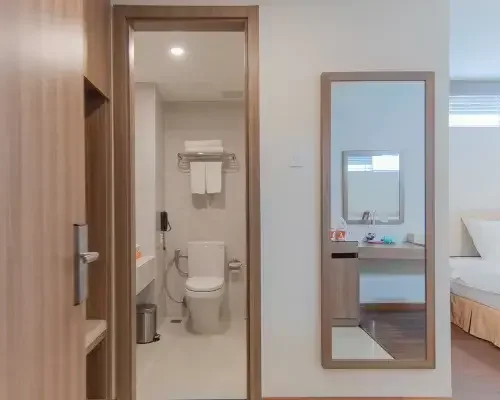 Phòng tắm tại Libra Hotel Nha Trang – góc 3