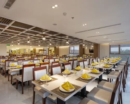 Không gian ăn uống tại Libra Hotel Nha Trang