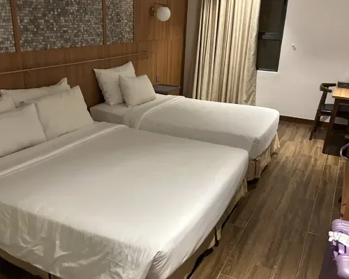 Phòng nghỉ tại Majestic Premium Hotel Nha Trang – góc 5