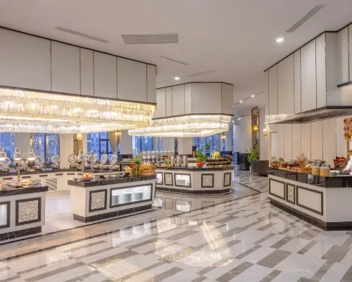 Quầy buffet nhà hàng tại Meliá Vinpearl Nha Trang Empire