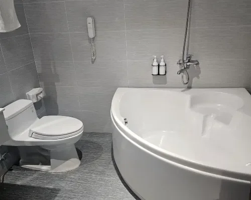 Phòng tắm tại Melissa Hotel Nha Trang – góc 5