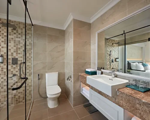 Phòng tắm tại Mercure Nha Trang Beach – góc 2