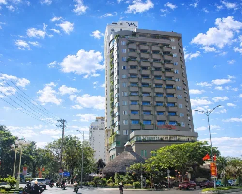 Mặt tiền khách sạn tại MissBamboo Hotel Nha Trang by The Light