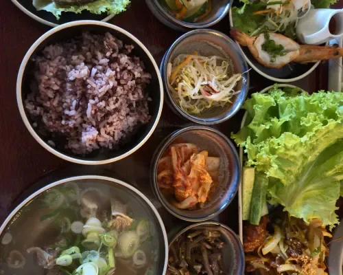 Sân thượng Mojzo Inn