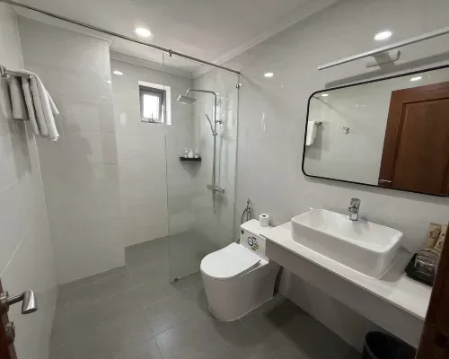 Phòng tắm tại Moonlight Nha Trang Hotel