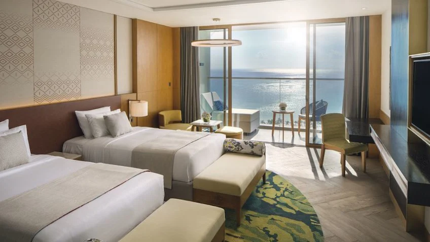Phòng nghỉ tại Mövenpick Resort Cam Ranh – góc 4