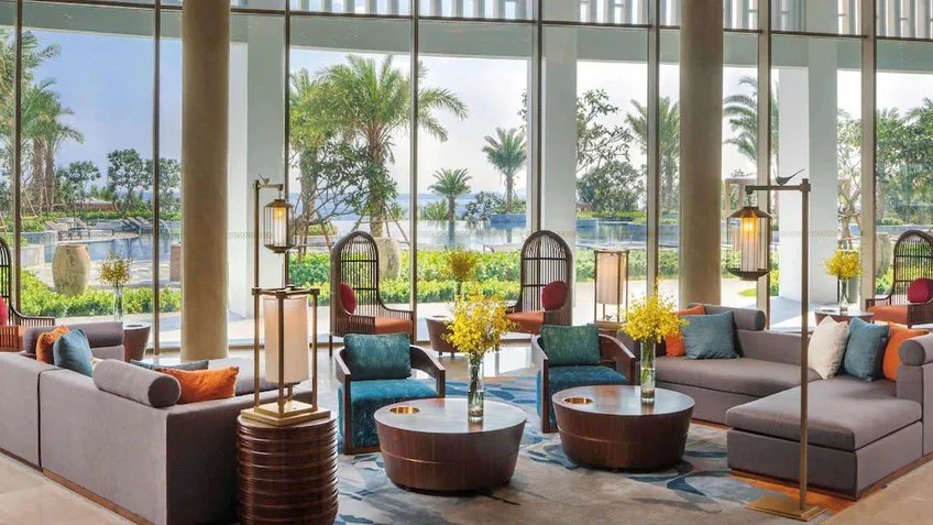 Sảnh và khu đón khách tại Mövenpick Resort Cam Ranh – góc 3