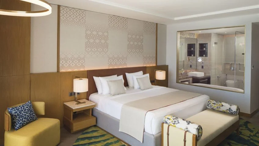 Phòng nghỉ tại Mövenpick Resort Cam Ranh – góc 3